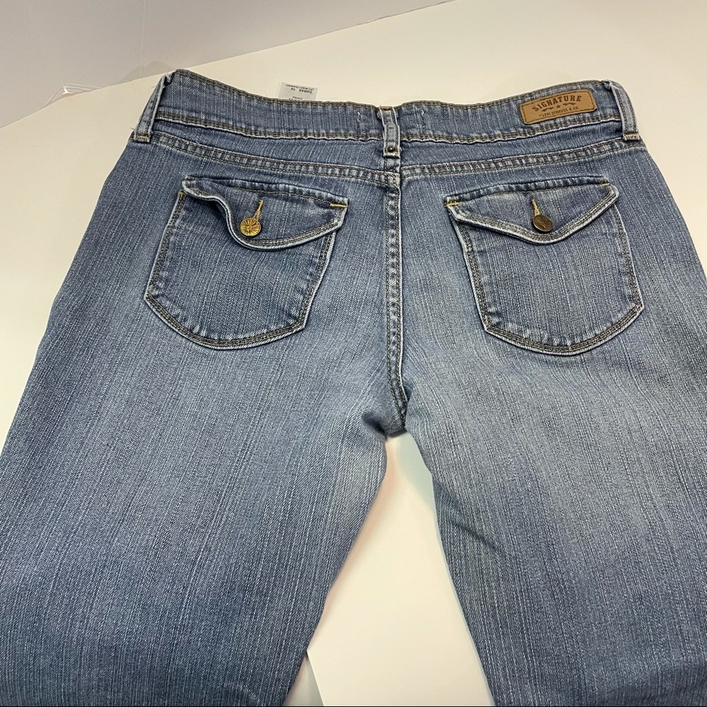 Levi Signature Low Rise Bootcut size 10 - Picture 3 of 5